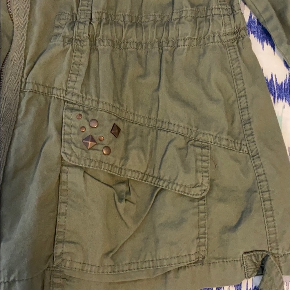 Olive Light Spring Jacket - Picture 4 of 7